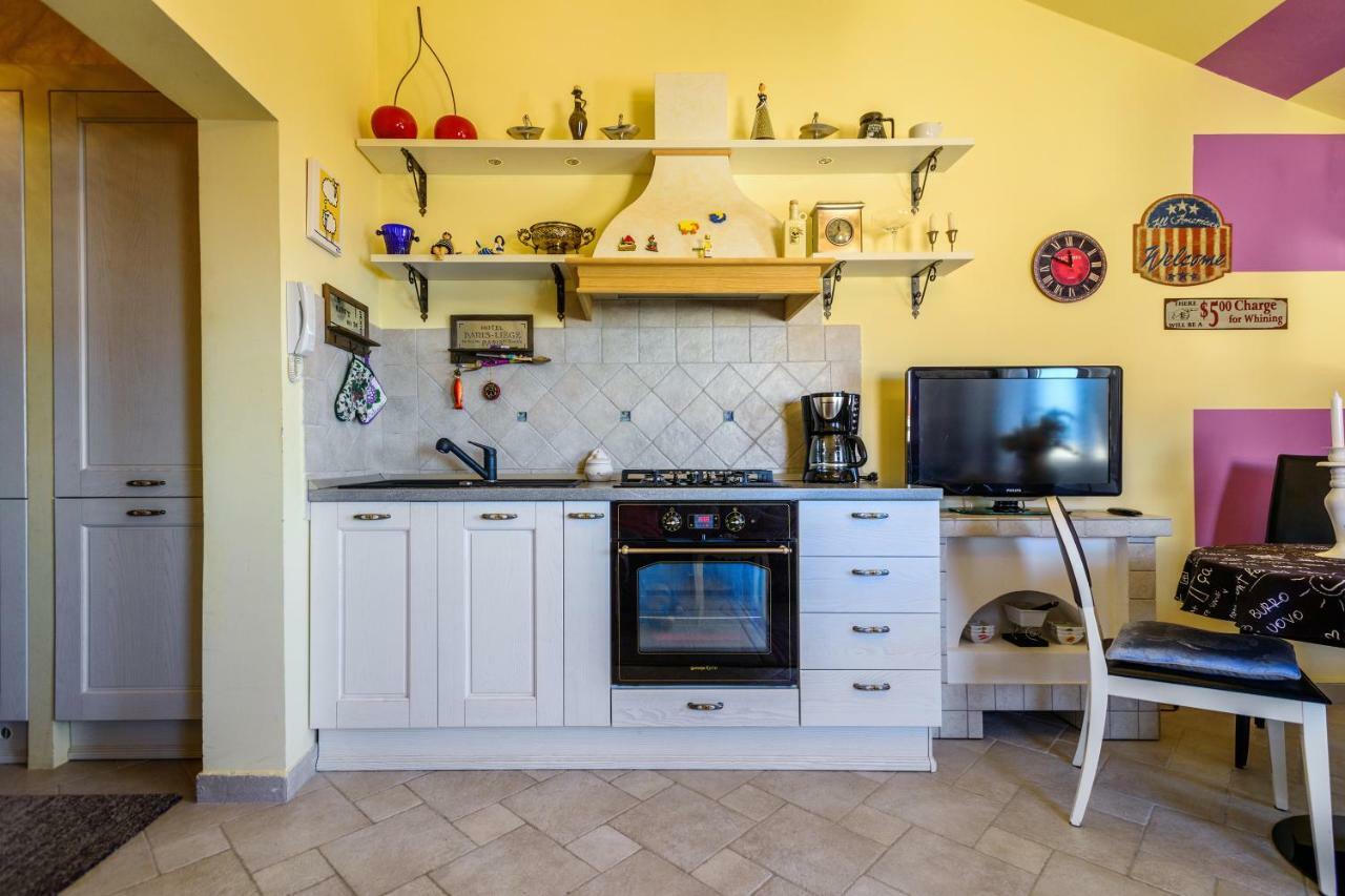 Sunset Apartment *